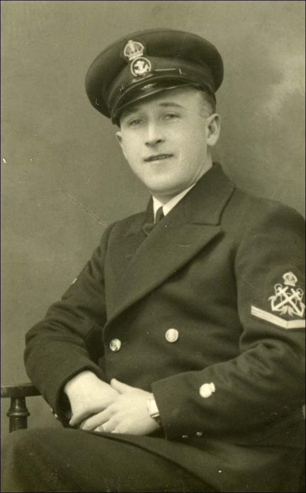 Gordon Wheeler, Royal Navy, dans les années 1940